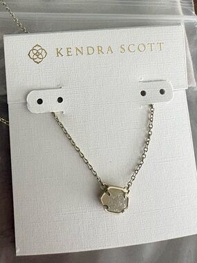 Kendra Scott Mara Hexagon Pendant Necklace White Druzy